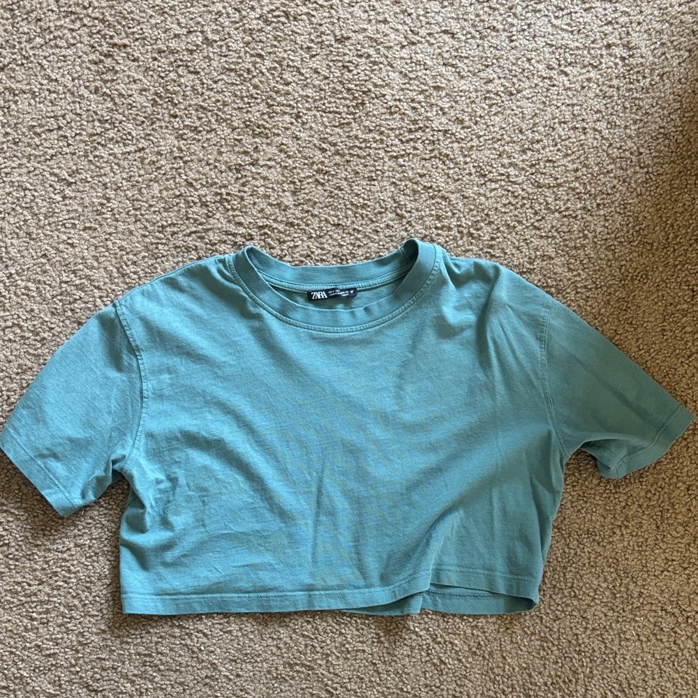 Zara Green Crop T-Shirt - Casual Short Sleeve Top